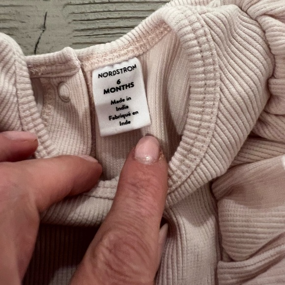 EUC ruffle rib stretch cotton romper from Nordstrom - Picture 6 of 6